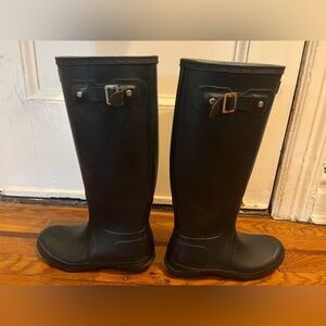 Navy Hunter Rain Boots Tall Size 8